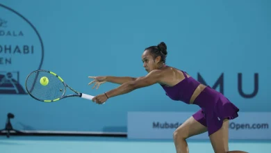 Fernandez bests Paquet in Abu Dhabi to claim first win of 2026