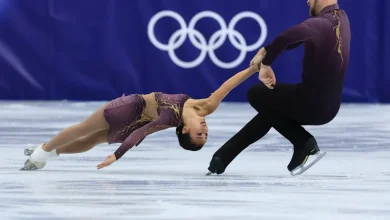 Figure skating Olympics live updates: US pairs out of medal contention