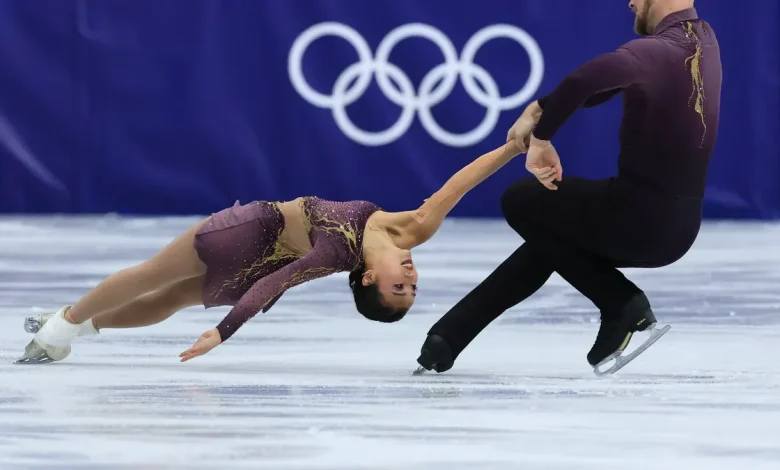 Figure skating Olympics live updates: US pairs out of medal contention