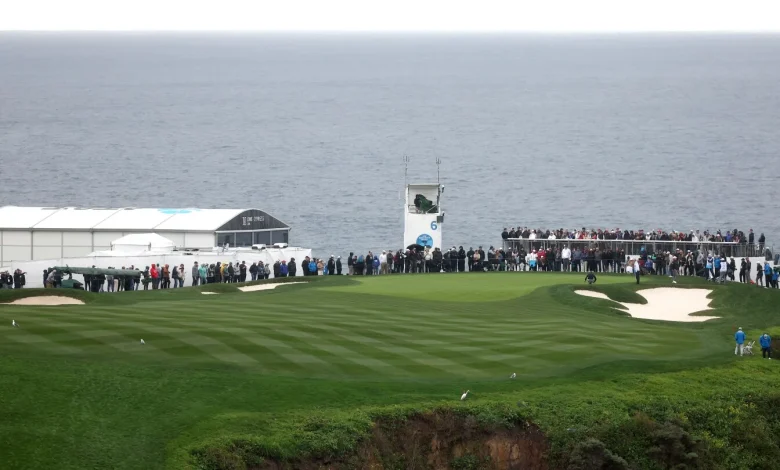Final-round tee times moved up due to weather at Pebble Beach