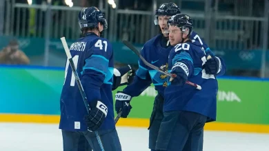 Finland uses late comeback to stun Switzerland, reach semifinals