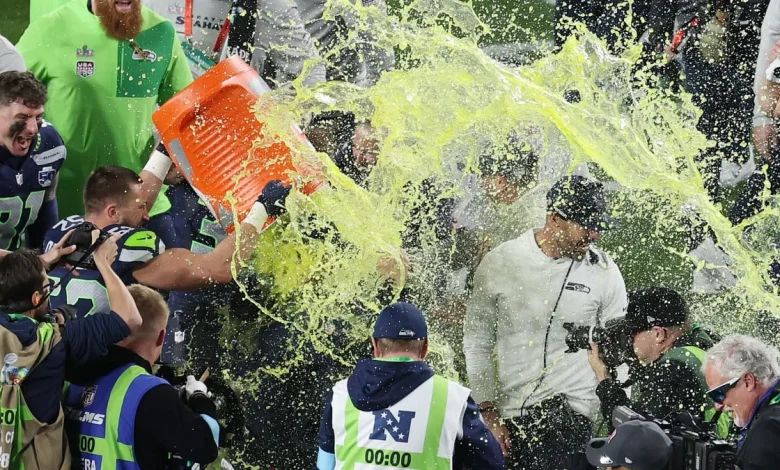 Football fans are betting on the Gatorade shower color. What color was it?