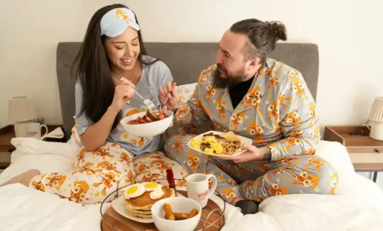 Free Valentine’s Day Weddings at Denny’s Chapel in Las Vegas