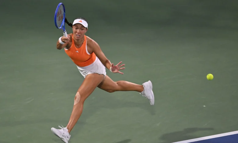 From 6-1, 3-1 down, Pegula denies Anisimova again to reach Dubai final