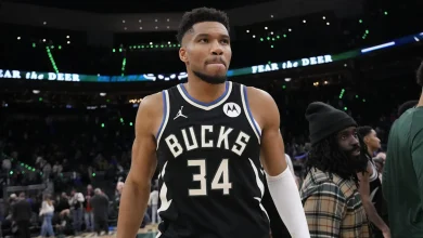Giannis Antetokounmpo Says He Wants to Retire With Bucks As Trade Rumors Swirl