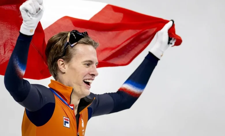 Goudhaantje Van 't Wout gehuldigd voor tweede titel • Aflossingsvrouwen naar eindstrijd