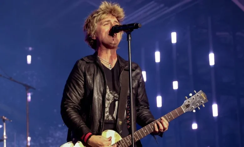 Green Day's Billie Joe Armstrong to ICE Agents: 'Quit Your S---ty Jobs'