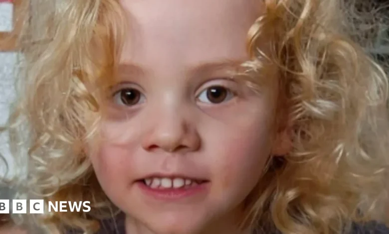 Gus Lamont: Disappearance of four-year-old in Australian outback declared a major crime