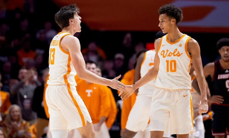 HOOPS CENTRAL: Tennessee vs. Auburn
