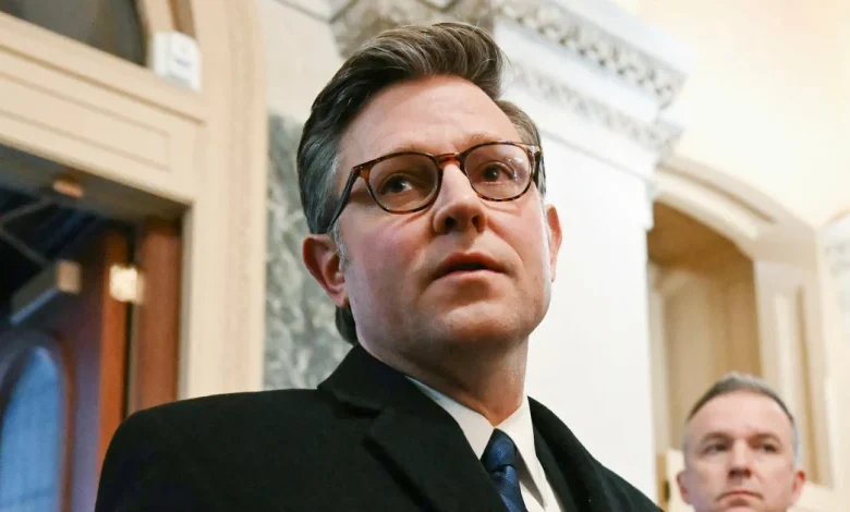 House likely to vote today to reopen government and NASA delays moon mission: Morning Rundown