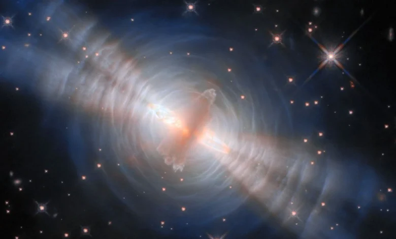 Hubble Space Telescope captures the stunning final breaths of a dying star