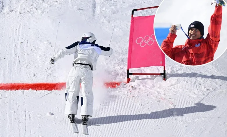 Ikuma Horishima wins 2026 Winter Olympics race backwards in wild scene
