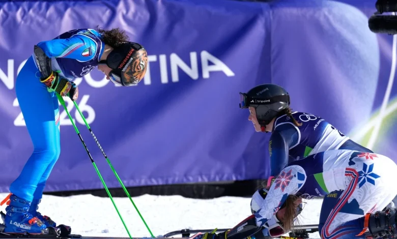 Il ruggito della tigre Brignone, l'abbraccio leale delle avversarie sconfitte e il silenzio di Sofia Goggia