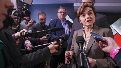 Immigration | Christine Fréchette propose de rouvrir le PEQ pour deux ans