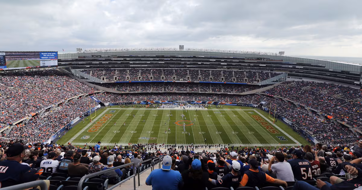 Indiana unanimously passes bill to lure Bears away from Chicago