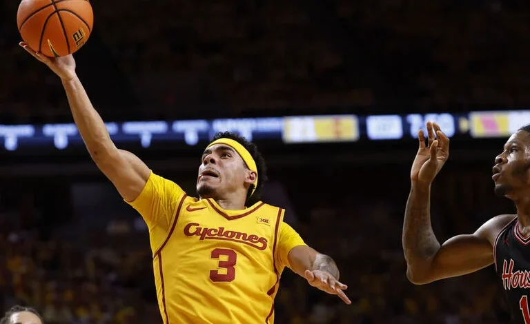 Iowa State remains undefeated at home with win over No. 2 Houston