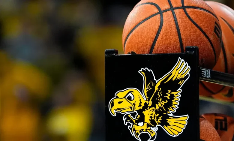 Iowa women’s basketball hosting 2027 5-star PF recruit vs Michigan
