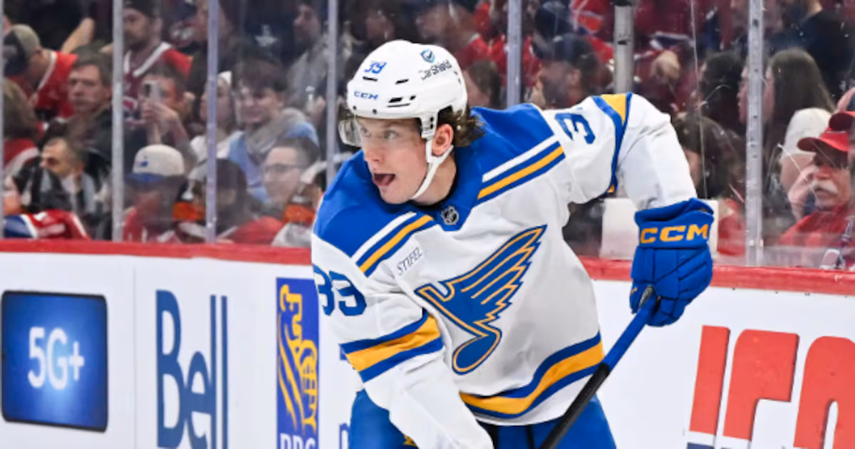Islanders acquire F Luff from Blues for F Gauthier