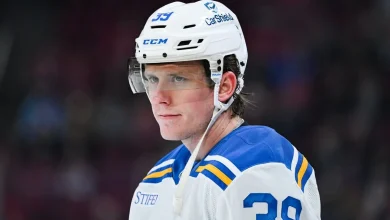 Islanders acquire Luff from Blues for Gauthier