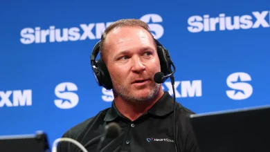 It's official: Bears legend Brian Urlacher certifies QB Caleb Williams as 'badass,' says he's here to stay