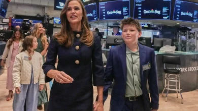 Jennifer Garner and son Samuel visit New York Stock Exchange and more star snaps - Page Six