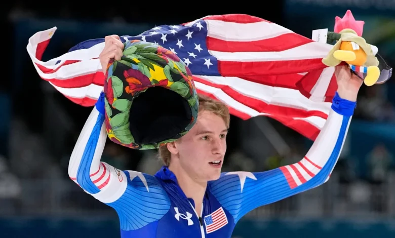 Jordan Stolz opens his bid for 4 golds by winning the 1,000 meters in speedskating : NPR