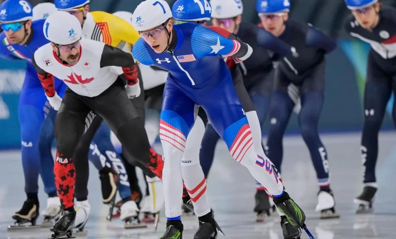 Jordan Stolz's bid for another Olympic gold medal ends as Dutch speedskaters win mass start