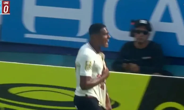 José Carabalí silenció el Alberto Gallardo con tremedo golazo antes de los 10 minutos