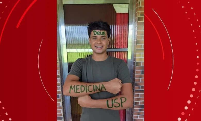 Jovem da periferia de Salvador é primeiro colocado em Medicina na USP pelo Enem; vestibular da Fuvest também teve baiana em 1º lugar