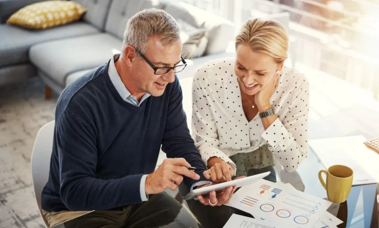 Just Four Dividend Stocks Transform $400,000 Into $2,500 a Month Retirement Income