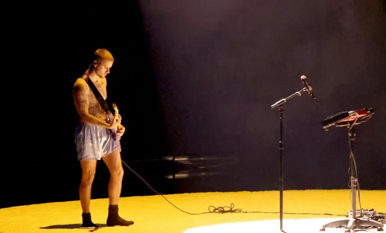 Justin Bieber Performs in His Underwear at 2026 Grammys