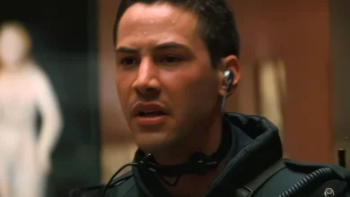 Keanu Reeves & Sandra Bullock’s Hit Action Movie Sets Hulu Streaming Date