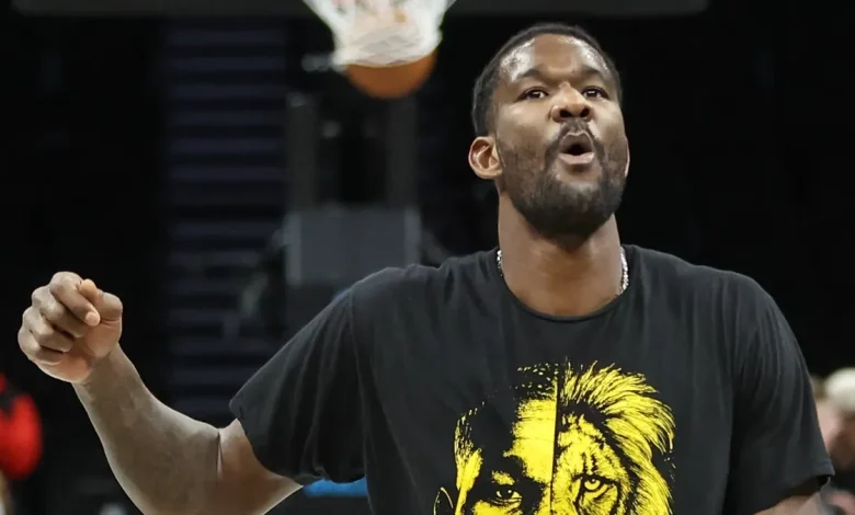 Lakers make final decision on Deandre Ayton for Thursday's game