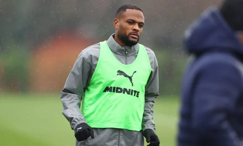 Larin in line for debut