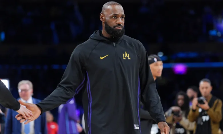 LeBron James ruled out vs. Spurs, ineligible for NBA awards