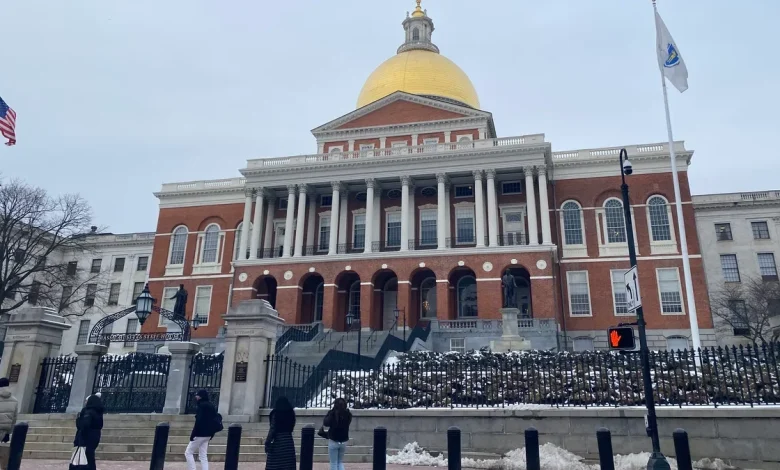 Legislators move to ban AI in political ads, deceptive ads in MA