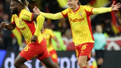 Lens return to top of Ligue 1 with win over Rennes