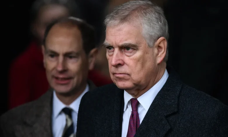 Les agents chargés de la protection d’Andrew, possibles témoins clés de la police