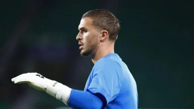 Les compositions du Classique : le PSG avec Safonov mais sans Kvaratskhelia, De Lange et Pavard titulaires pour l'OM