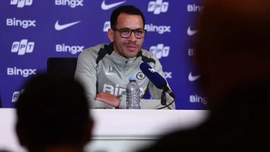 Liam Rosenior delivers the latest Chelsea team news ahead of Leeds | News | Official Site