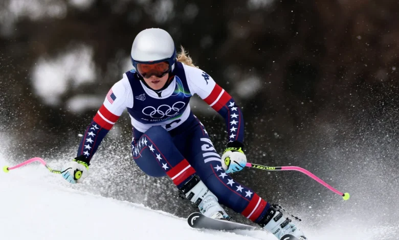 Lindsey Vonn completes training run one week after she tore her ACL