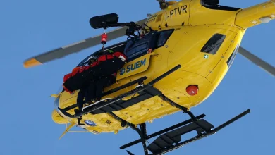 Lindsey Vonn describes grueling surgery on her shattered leg : NPR