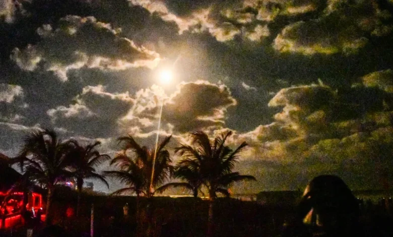 Live updates before tonight's Bahamas SpaceX rocket launch in Cape Canaveral