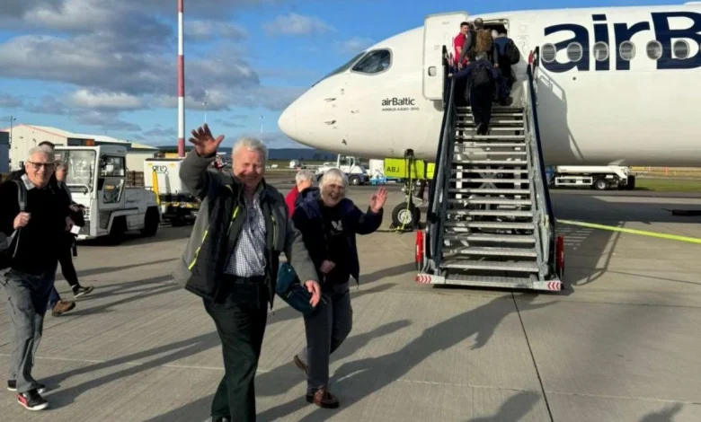 Locals jet off for some winter sun on board the first-ever direct flight from Inverness to Gran Canaria