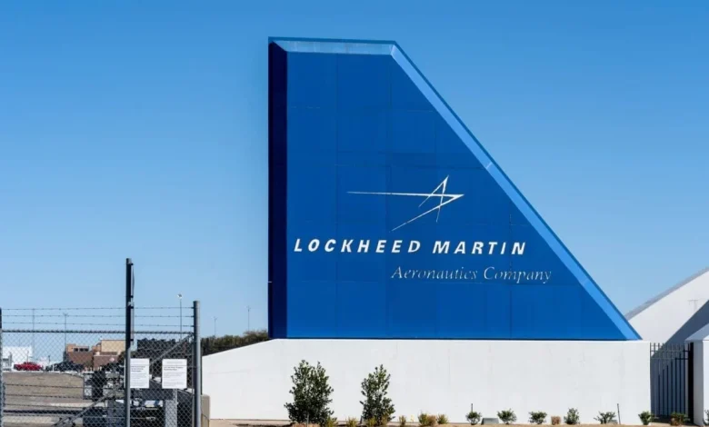 Lockheed Martin Shares Jump 2.7% Following Military Contract Announcements