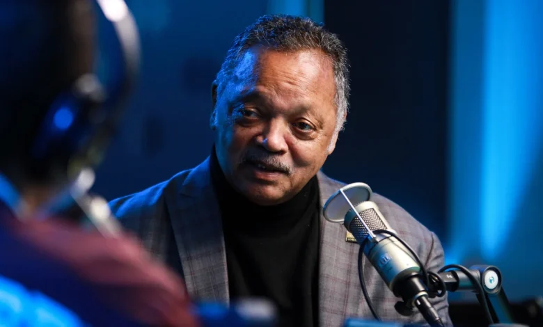 Longtime civil rights leader Rev. Jesse Jackson dies at 84 : NPR