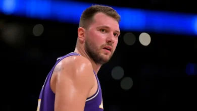 Luka Doncic injury update: Lakers star knocked out of game vs. 76ers