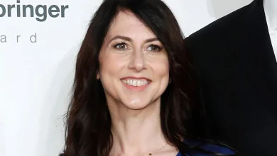 MacKenzie Scott says her college roommate loaned her $1,000 so she wouldn’t have to drop out—and is now inspiring her to give away billions