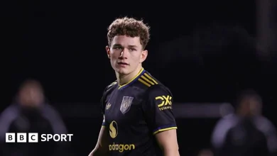 Man Utd transfer news: Jacob Devaney set for St Mirren loan move