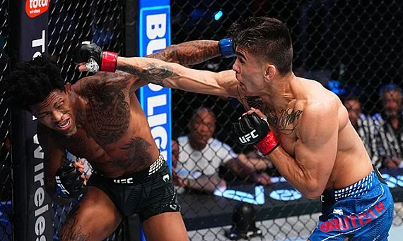 Mario Bautista Submits Vinicius Oliveira in UFC Vegas 113 Headliner